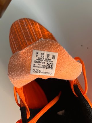 Botas de fútbol Puma multitaco naranja