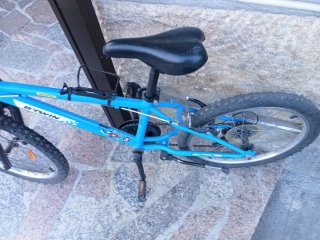 Bicicleta infantil rossa Btwin