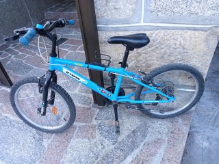 Bicicleta infantil rossa Btwin