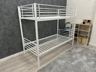 ¡¡¡CHOLLO!!! Litera metálica elegante y segura