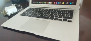 MacBook Air 13 i7 8GB RAM SSD Excelente estado