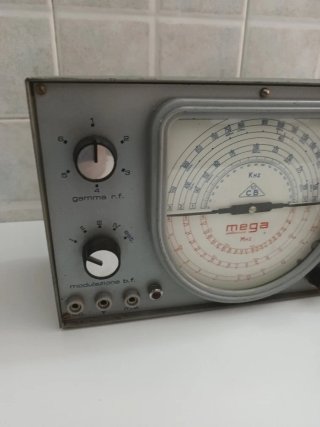 Oscillatore Modulato Mega Elettronica leggi descri