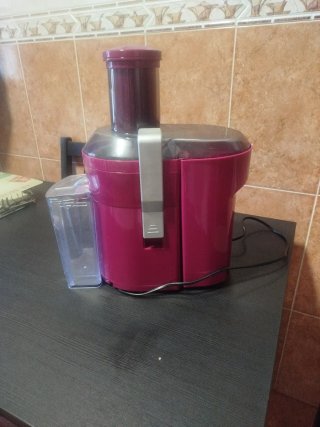 Licuadora Rosa con Vaso Recolector