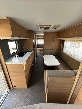 CARAVANA ADRIA ADORA 673 PK-AIRE-MOVER