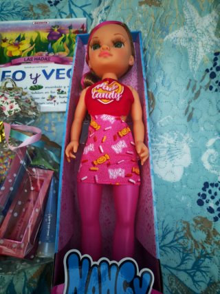 Muñeca Nancy Pink Candy + Accesorios nueva.