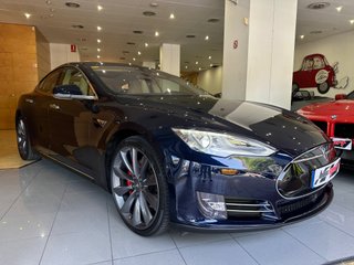 Tesla Model S 85D AWD 2015