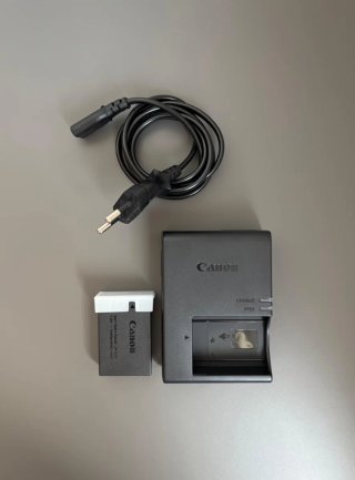 CAMARA CANON EOS R50