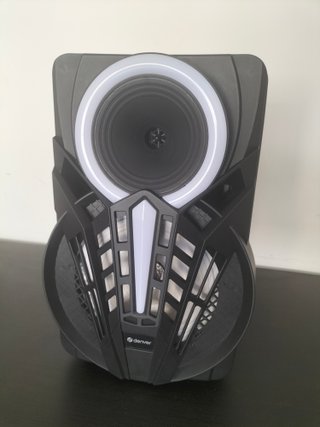Altavoz Denver con micrófono