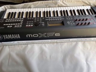 Sintetizador Yamaha MOXF6 61 Teclas