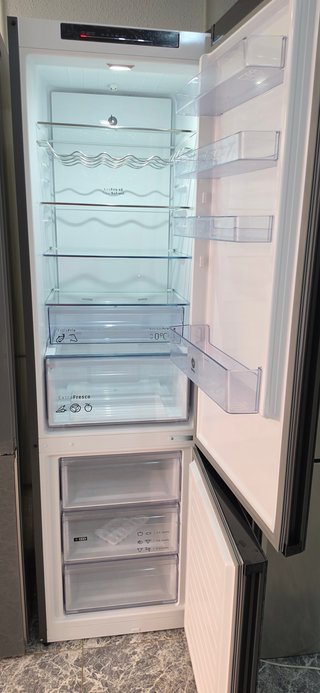 NUEVA TARA!!! NEVERA BALAY CRISTAL NEGRO