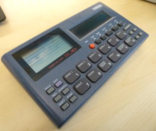 Yamaha SU-10 Sampler Portátil 16 bits