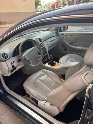 Mercedes-Benz  CLK 2004