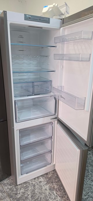 SEMINUEVA!!! NEVERA BALAY INOX