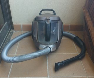 Aspirador Rowenta Compact Power XXL