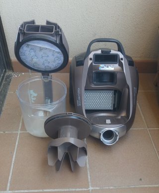 Aspirador Rowenta Compact Power XXL