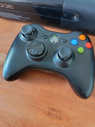 Xbox 360 Nera con Controller