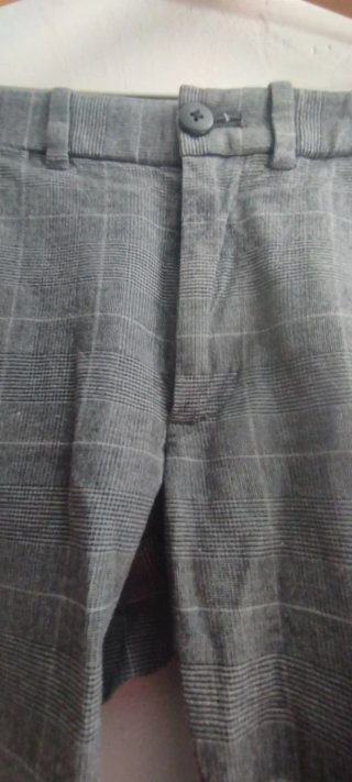 Pantalón cuadros gris hombre