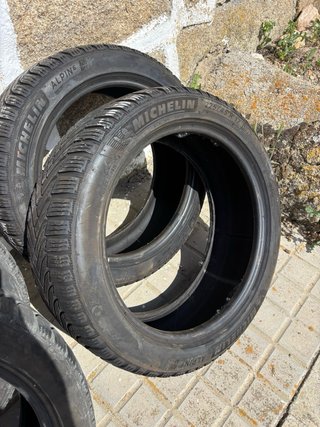 Cubiertas Michelin 225/45 R17 Alpine