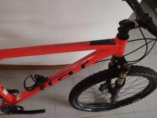 GT Avalanche 27.5 Talla L