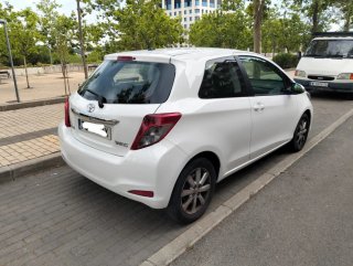 Toyota Yaris año 2012 solo 159.000 km etiqueta C