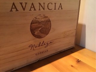 Gran Caja de madera tipo baúl con tapa sobrepuesta