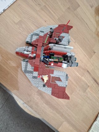 LEGO Star Wars Lanzadera Jedi T6 Ahsoka