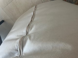 Puf Gris Piel Sintética talla XL