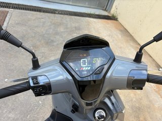SYM Symphony ST 125cc Gris