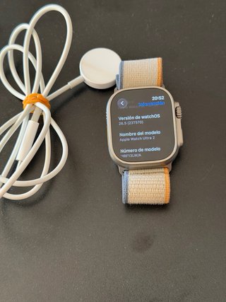 Apple Watch Ultra 2 49 mm bat 100% impoluto