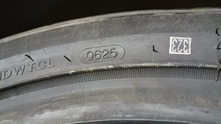 225/45 R17 94W SUNNY NA305