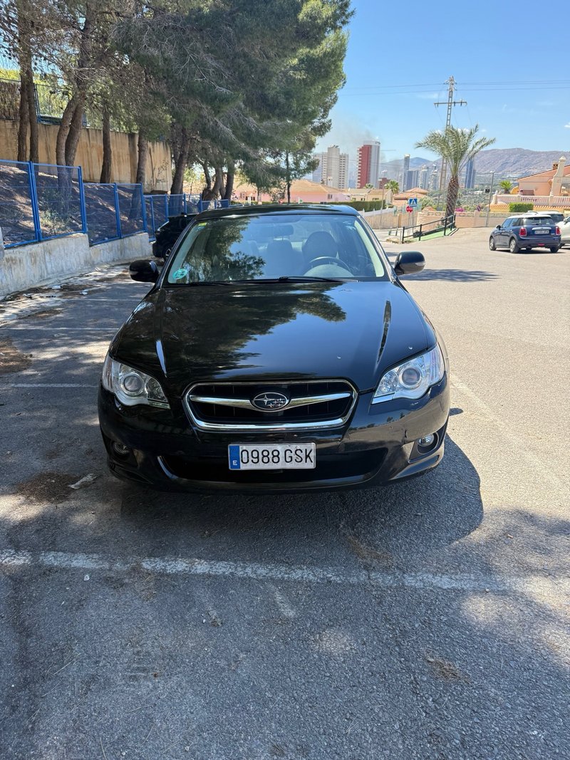 Subaru Legacy 2009 - foto 1