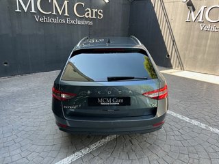 Skoda Superb Combi 1.4 TSI iV P-HEV Style DSG 160 kW (218 CV)