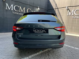 Skoda Superb Combi 1.4 TSI iV P-HEV Style DSG 160 kW (218 CV)