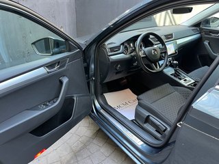 Skoda Superb Combi 1.4 TSI iV P-HEV Style DSG 160 kW (218 CV)