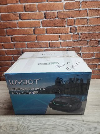 Robot Limpiafondos piscina WYBOT C2 Vision AI