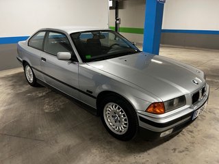BMW Serie 3 318is (E36)
