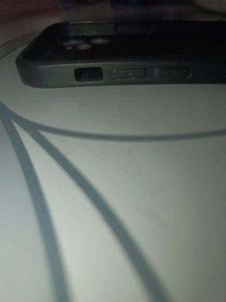 Funda iPhone Negra GENSHIN IMPACT Diluc