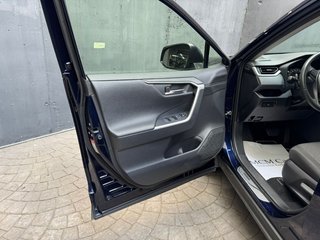 Toyota Rav4 220H Business 160 kW (218 CV)