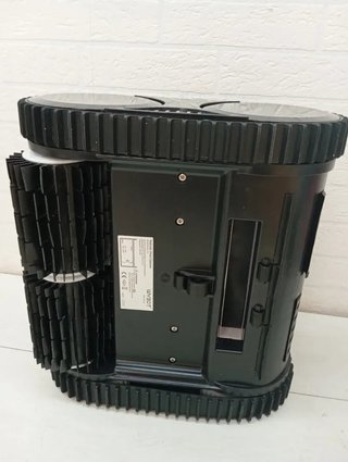 Robot Limpiafondos de piscina WYBOT C2 Vision AI