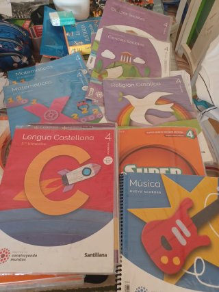 Libros 4 primaria colegio San Jaime