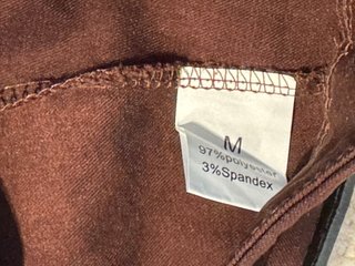 Pantalón ancho vestir marrón con cinturón