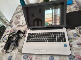 Ordenador Portátil HP Blanco