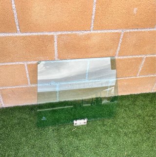 Cristal de puerta trasera derecha BMW E30