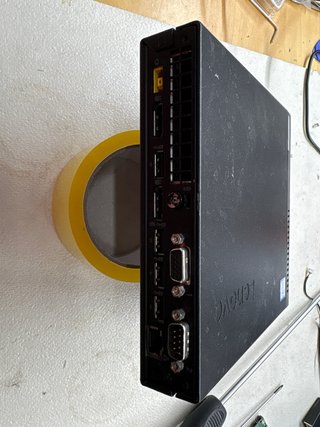 Lenovo M910q i5-6500T SIN disco NI RAM
