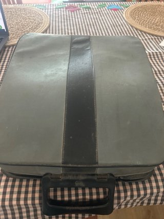 Máquina de escribir Olivetti Pluma 22