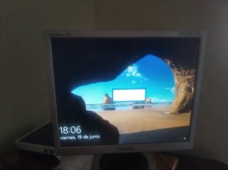 Monitor Samsung SyncMaster 710n