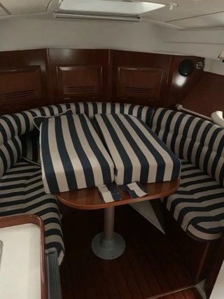 BENETEAU OMBRINE 800