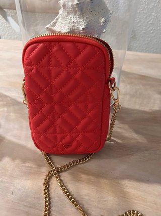 Bolso pequeño fucsia acolchado