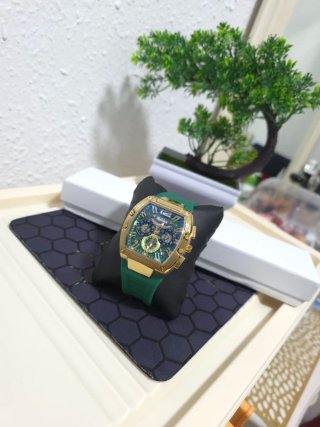 Reloj Hombre Oro y Verde