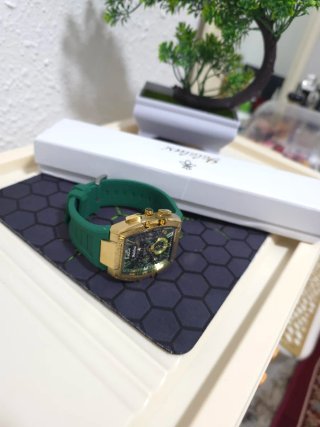 Reloj Hombre Oro y Verde